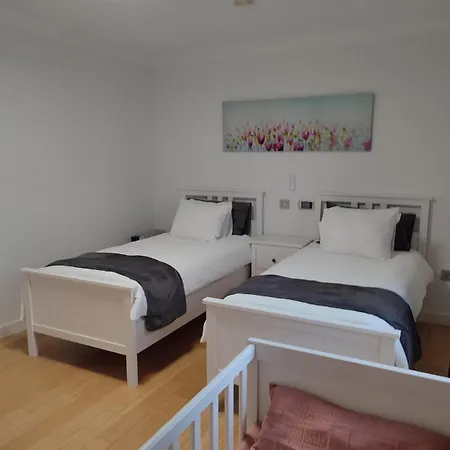 4 Bedroom Pto Cruz-private Pool-jacuzzi-wifi *
