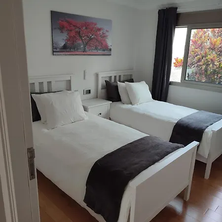 4 Bedroom Pto Cruz-private Pool-jacuzzi-wifi וילה פוארטו דה לה קרוז