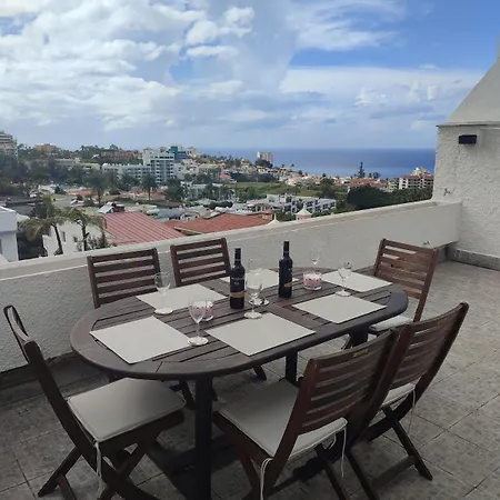 Villa 4 Bedroom Pto Cruz-private Pool-jacuzzi-wifi *