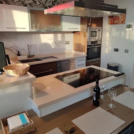 4 Bedroom Pto Cruz-private Pool-jacuzzi-wifi * פוארטו דה לה קרוז