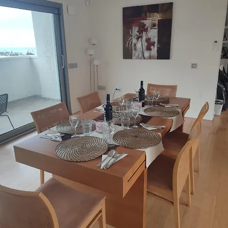 4 Bedroom Pto Cruz-private Pool-jacuzzi-wifi וילה *